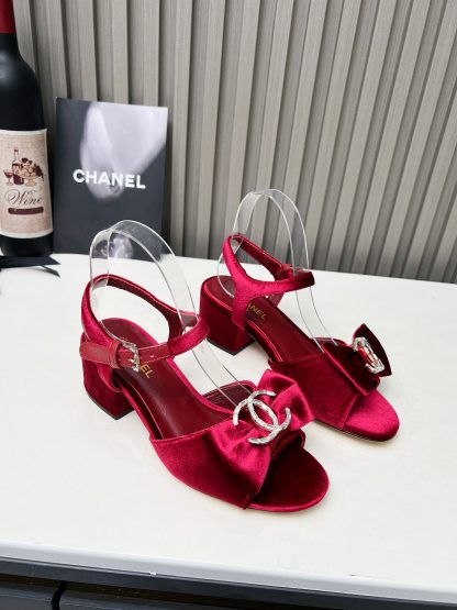 Chanel red spring and summer celebrity temperament super durable thick heel sandals - Image 3