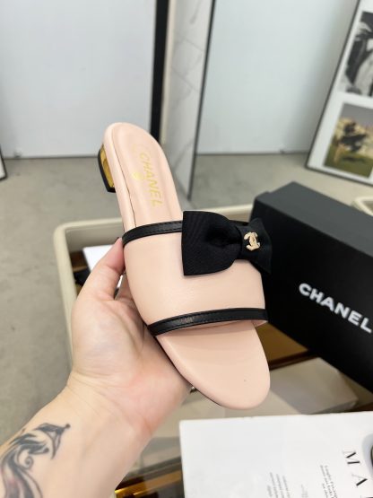 Chanel spring and summer pink with cute bow flat sandals - Image 2