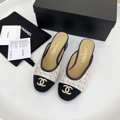 Chanel milk tea color spring and summer dancing shoes series new small round head retro sandals - Image 3