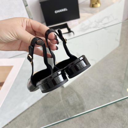 Chanel's black early spring dance shoes series new products are pleasing small round head slim sandals - Image 3