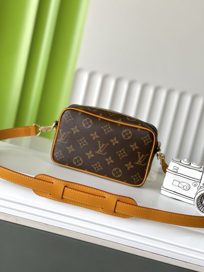 Louis Vuitton TROCADÉRO Mini Messenger Bag - Image 3