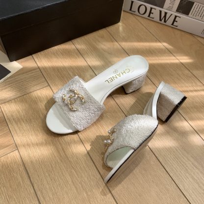 Chanel spring and summer new white goddess elegant and durable thick heel sandals - Image 3