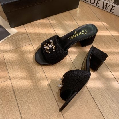 Chanel spring and summer new pure black goddess elegant and durable thick heel sandals - Image 3