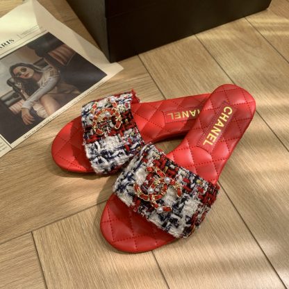 Chanel Spring and Summer New Red Goddess Elegant Flat Sandals - Image 3