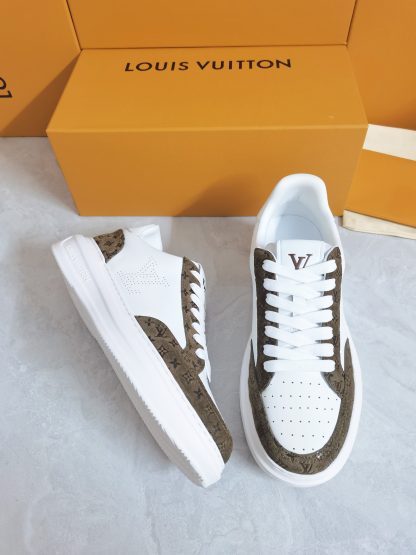 Louis Vuitton classic casual sports sneakers - Image 3