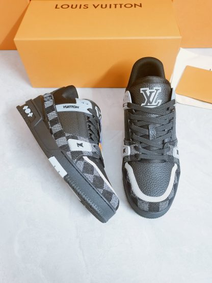 Louis Vuitton Couple's Trainer Sneakers - Image 3