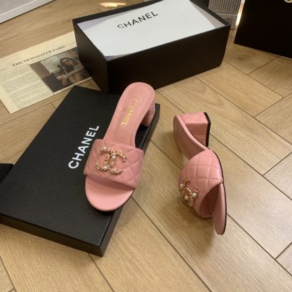 Chanel spring and summer new pink characteristic lady temperament durable thick heel sandals heel height 4.5cm - Image 3
