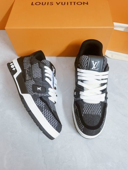 Louis Vuitton Couple's Trainer Sneakers - Image 3