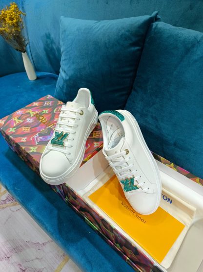 Louis Vuitton Valentine's Day limited edition couple casual sports sneakers - Image 4
