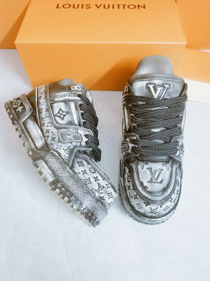 Louis Vuitton washed popular men's sports shoes - Image 3