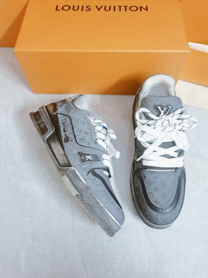 Louis Vuitton washed popular men's sports shoes - Image 3