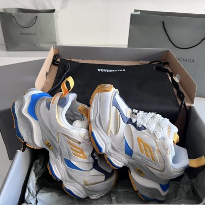 Balenciaga CARGO 23ss catwalk sneakers - Image 3
