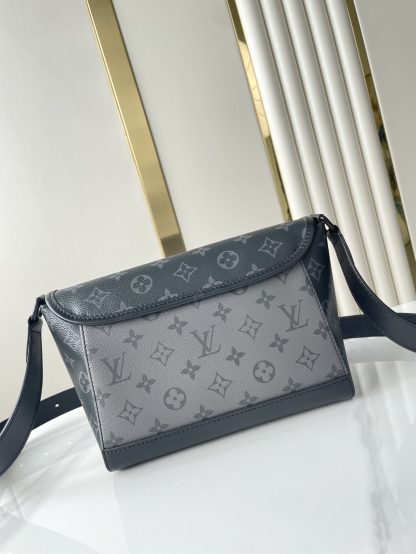 Louis Vuitton PULSE colorblock messenger bag - Image 3