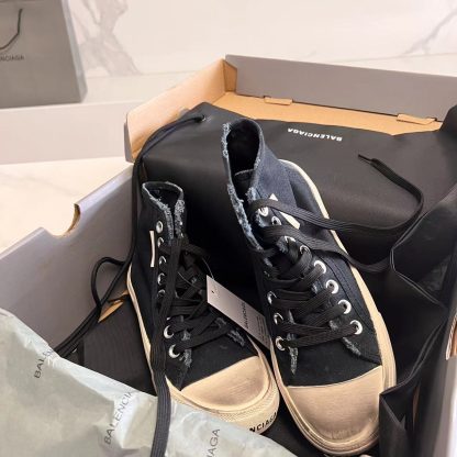 Balenciaga black high-top casual canvas shoes - Image 3