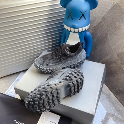 Balenciaga tire-soled retro casual sneakers - Image 3