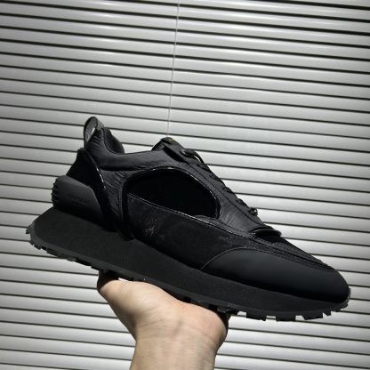 Balenciaga unisex casual shoes - Image 3