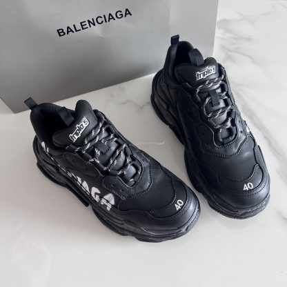 Balenciaga couple's dad shoes - Image 3