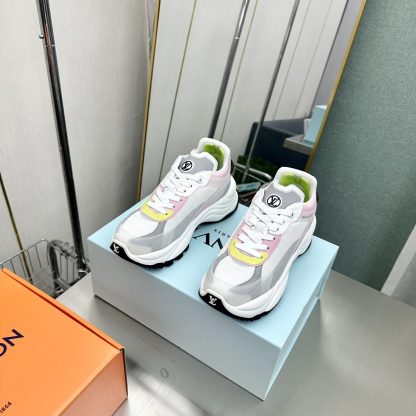Louis Vuitton Run 55 sneakers - Image 2