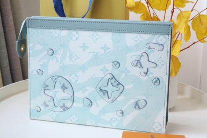 Louis Vuitton POCHETTE VOYAGE Medium Handbag - Image 3