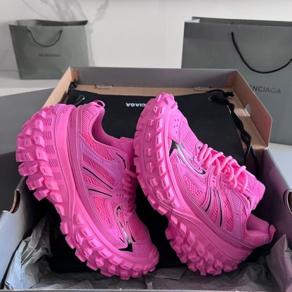 Balenciaga tire pattern sole sneakers - Image 3