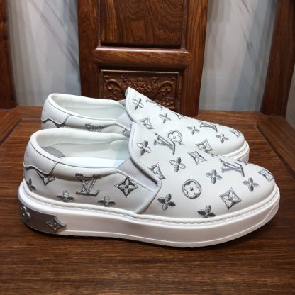 Louis Vuitton low-top new casual couple shoes - Image 3