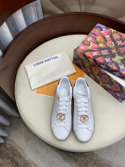 Louis Vuitton couple's Louis Vuitton buckle series casual shoes - Image 4