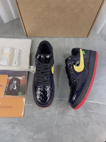 Louis Vuitton couple's co-branded sports shoes - Image 3