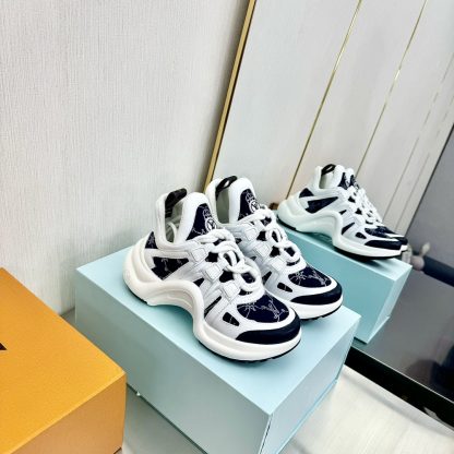 Louis Vuitton casual sports shoes - Image 3