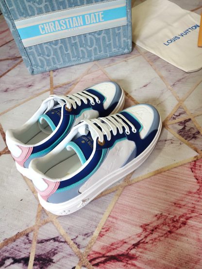 Louis Vuitton's new white thick-soled shoes for early spring - Image 3