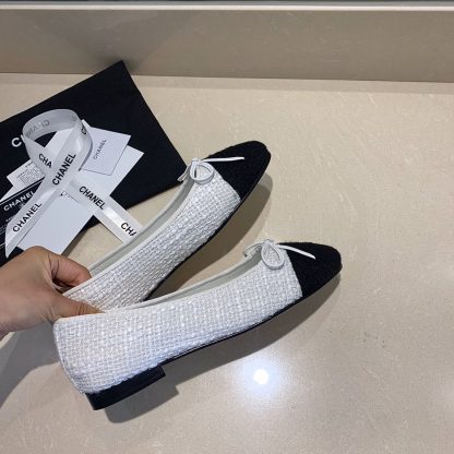 Chanel fashion item white elegant and exquisite ballet shoes - Image 3