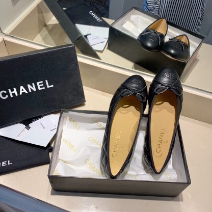 Chanel fashion item black elegant exquisite ballet shoes - Image 3