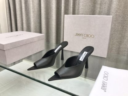 Jimmy Choo's new stylish and versatile open-toe high heels - Image 3