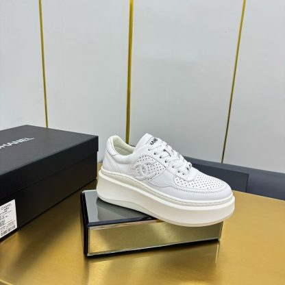 Chanel pure white casual versatile sneakers - Image 3