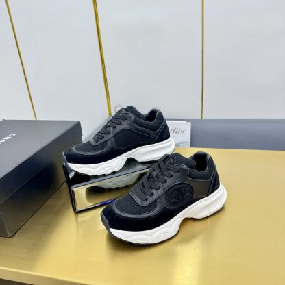 Chanel men's and women's couple's pure black classic sports casual dad shoes - Image 3
