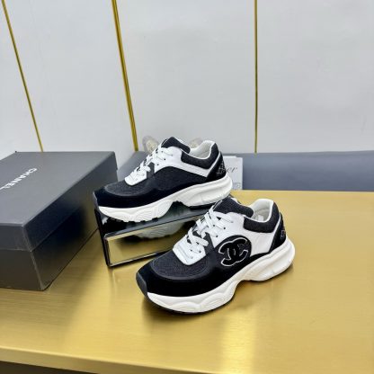 Chanel men's and women's couple's black and white classic breathable casual dad shoes - Image 3