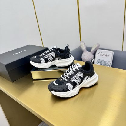 Chanel men's and women's couple's black and white classic breathable versatile casual dad shoes - Image 3