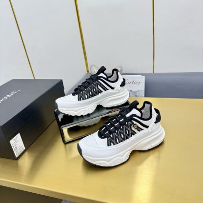 Chanel men's and women's couple's white and black classic sports fashion casual dad shoes - Image 3