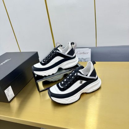 Chanel men's and women's couple's black and white classic sports fashion casual dad shoes - Image 3
