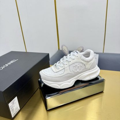 Chanel unisex couple's off-white casual shoes - Image 3