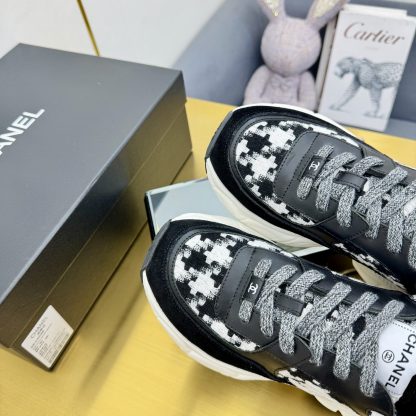 Chanel unisex couple's black and white casual dad shoes - Image 3