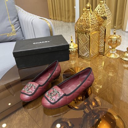Chanel autumn and winter new red small round head retro loafers - Image 3