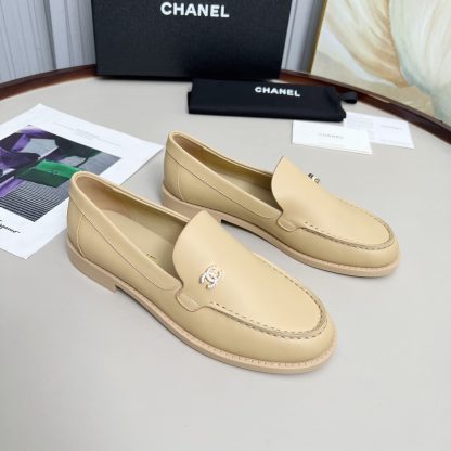 Chanel Spring/Summer Dancing Shoes Collection Apricot Retro Loafers - Image 3