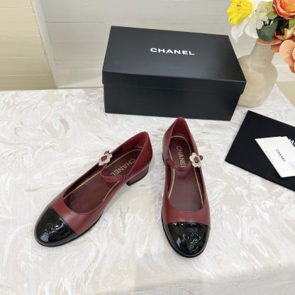 Chanel autumn and winter new red retro style small round head thick heel loafers - Image 3