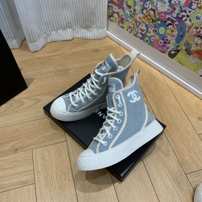 Chanel New Comfort Blue Mid-Boots - Image 3
