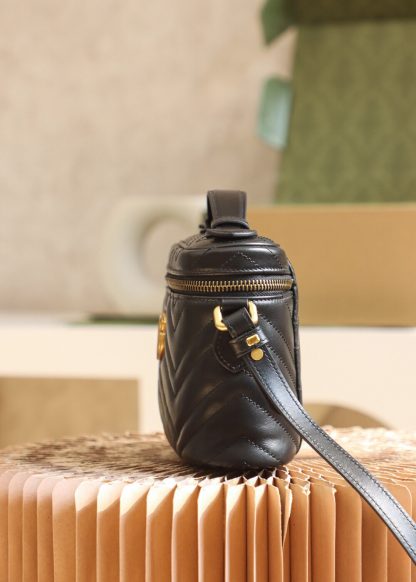 Gucci Marmont Exquisite Cute Shoulder Bag - Image 3