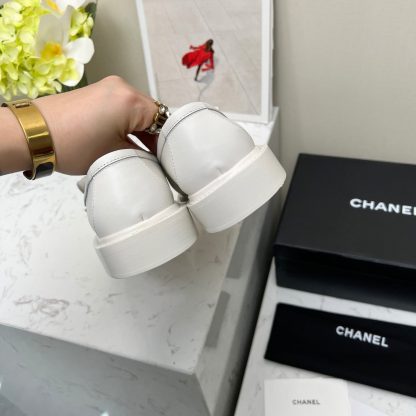 Chanel's new white early spring loafers - Image 3