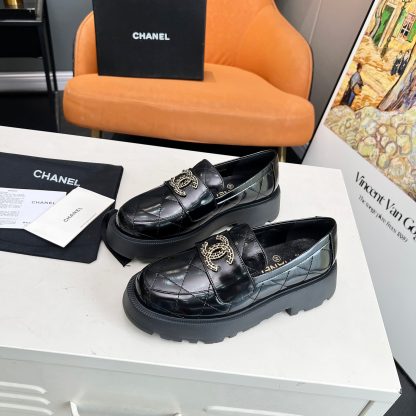 Chanel autumn and winter delicate small round head slim black loafers - Image 3