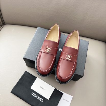 Chanel Early Spring Dance Shoes Series Red Small Round Head Retro Loafers - Image 3