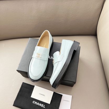 Chanel Early Spring Dance Shoes Series Blue Small Round Head Retro Loafers - Image 3