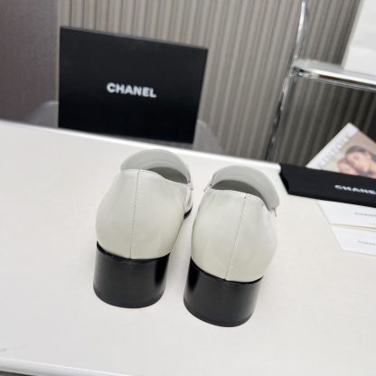 Chanel Early Spring Dance Shoes Series Small Round Toe White Loafers Heel Height 4cm - Image 2